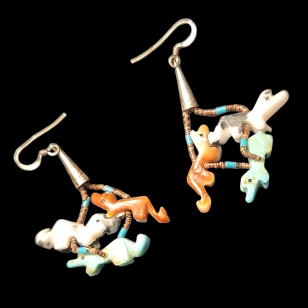 VINTAGE ZUNI NATIVE AMERICAN HESHI BEADED TURQUOISE FETISH DANGLE EARRINGS - Picture 8 of 8